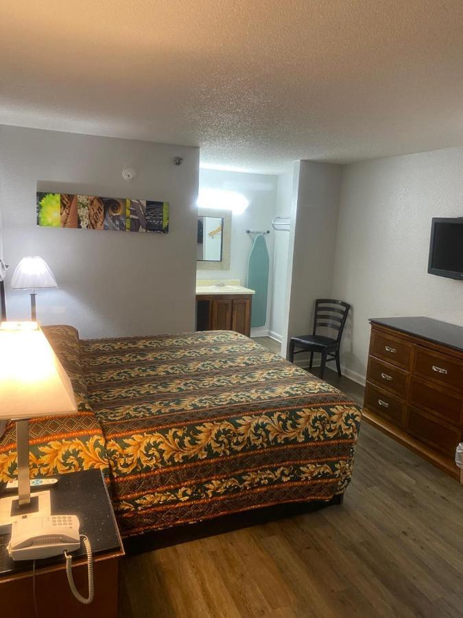 Savannah Lodge Motel